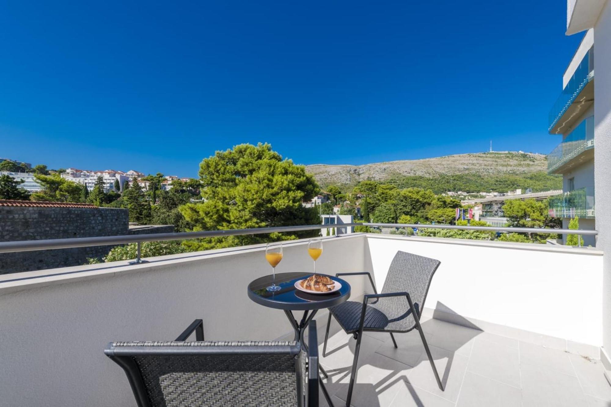 Apartment & Rooms Primi With Free Parking Dubrovnik Exteriör bild